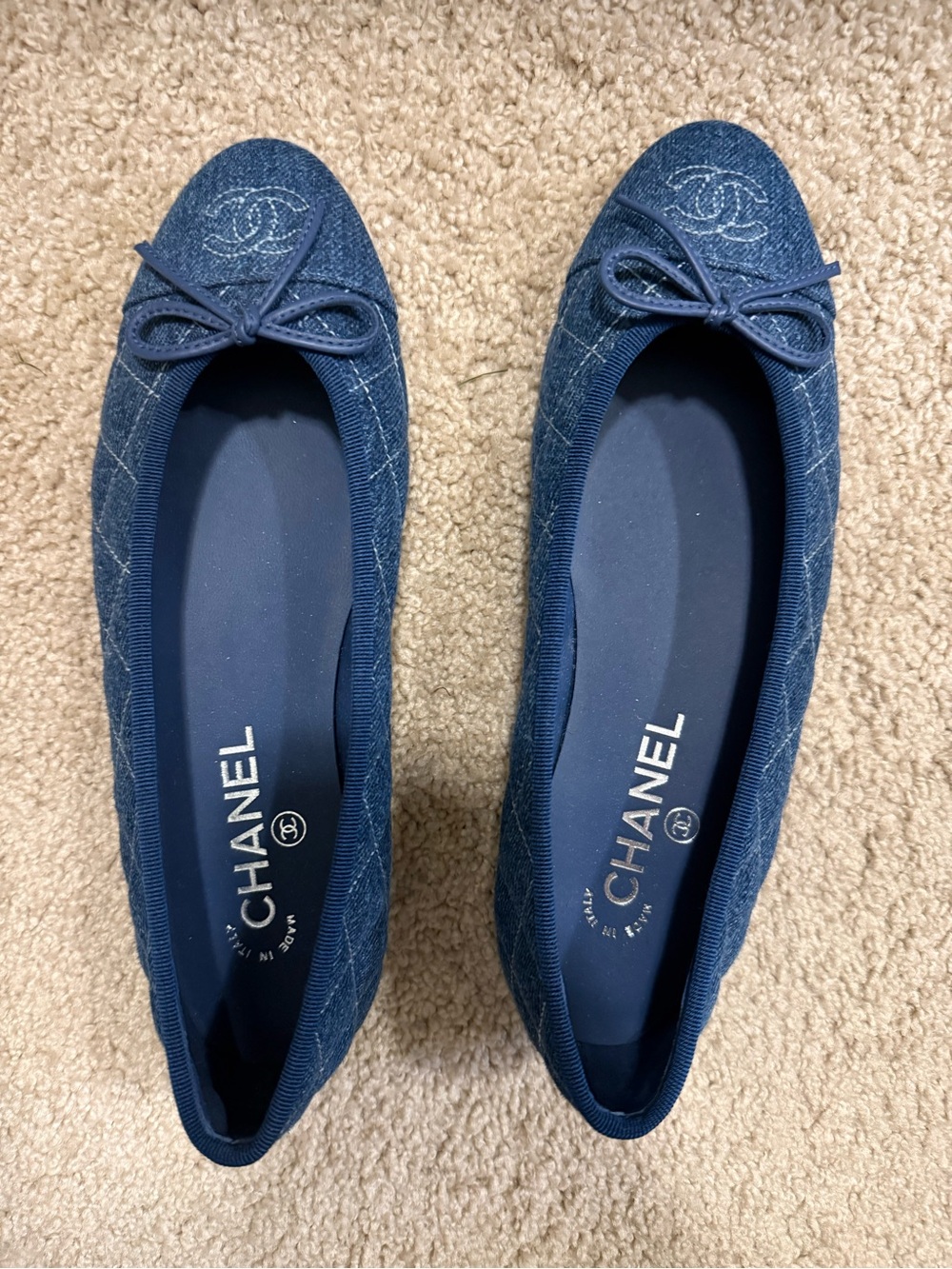 NIB Chanel 26P Washed Denim Quilted CC Logo Bow Tie Ballet
Ballerina Flat 38.5 - Picture 9 of 11